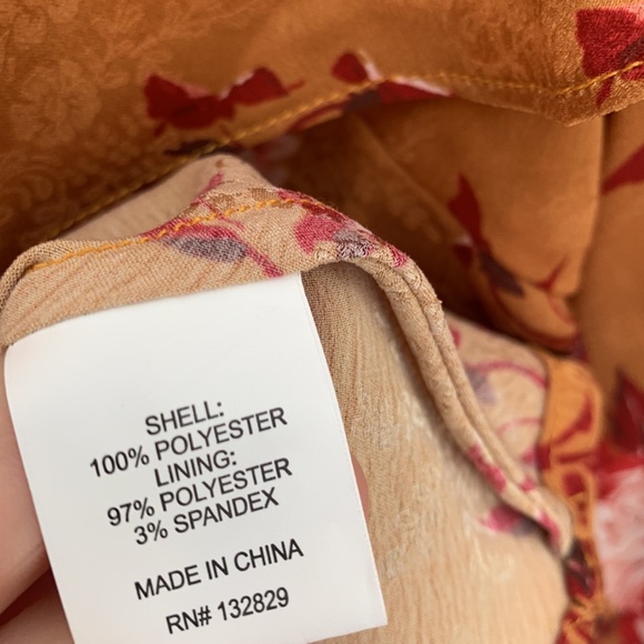 MAJORELLE Broadway V-Neck Ruffle Floral Satin Top Blouse Revolve Size XS - Picture 10 of 14